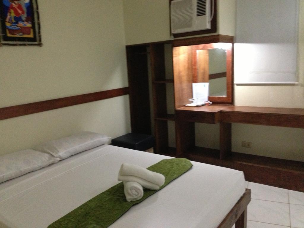 تاغبيلاران سيتي Qm Pension House المظهر الخارجي الصورة
