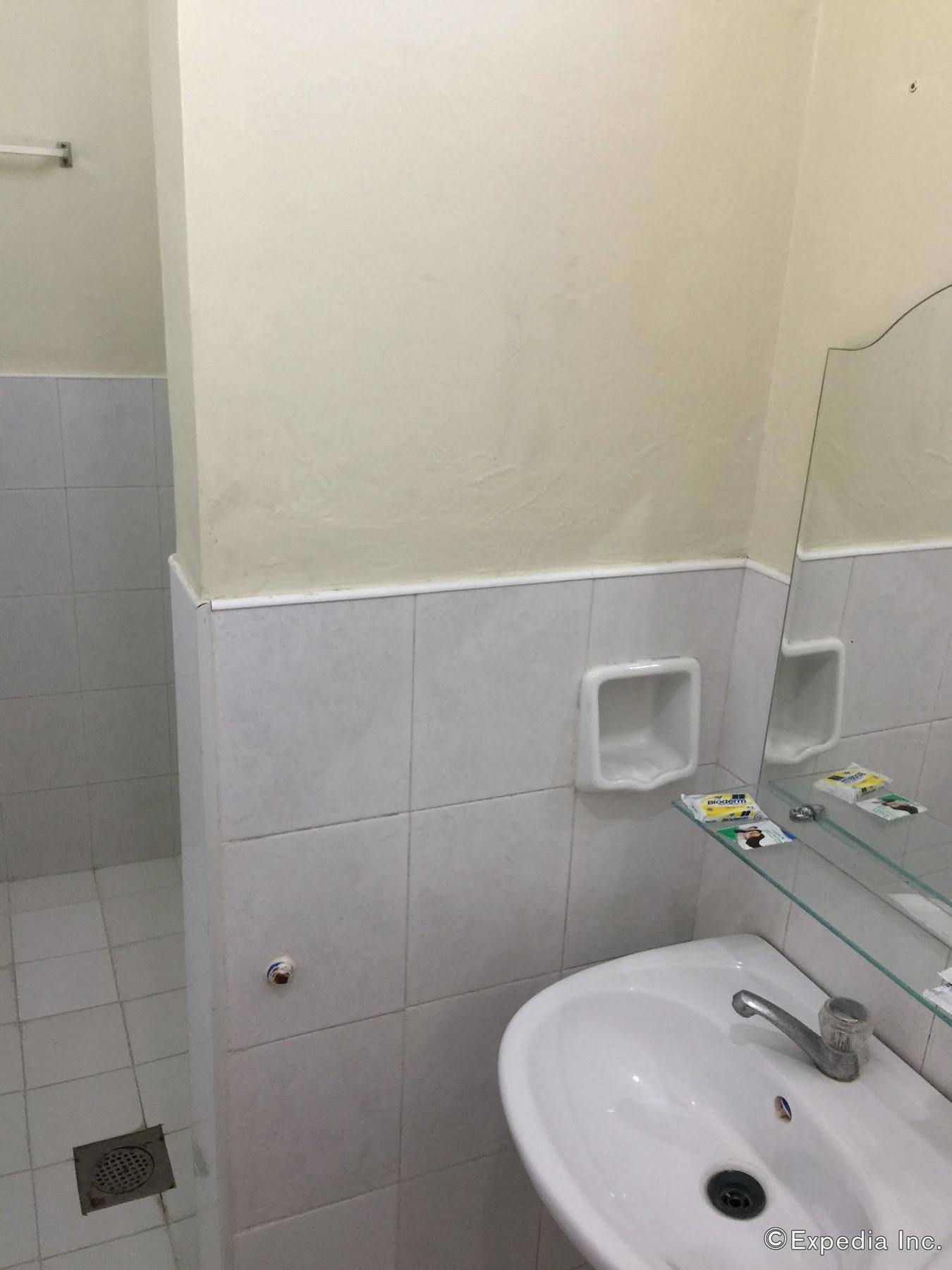 تاغبيلاران سيتي Qm Pension House المظهر الخارجي الصورة